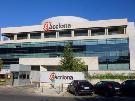 Aprende cómo comprar acciones de Acciona (ana.mc). Paso a paso en español